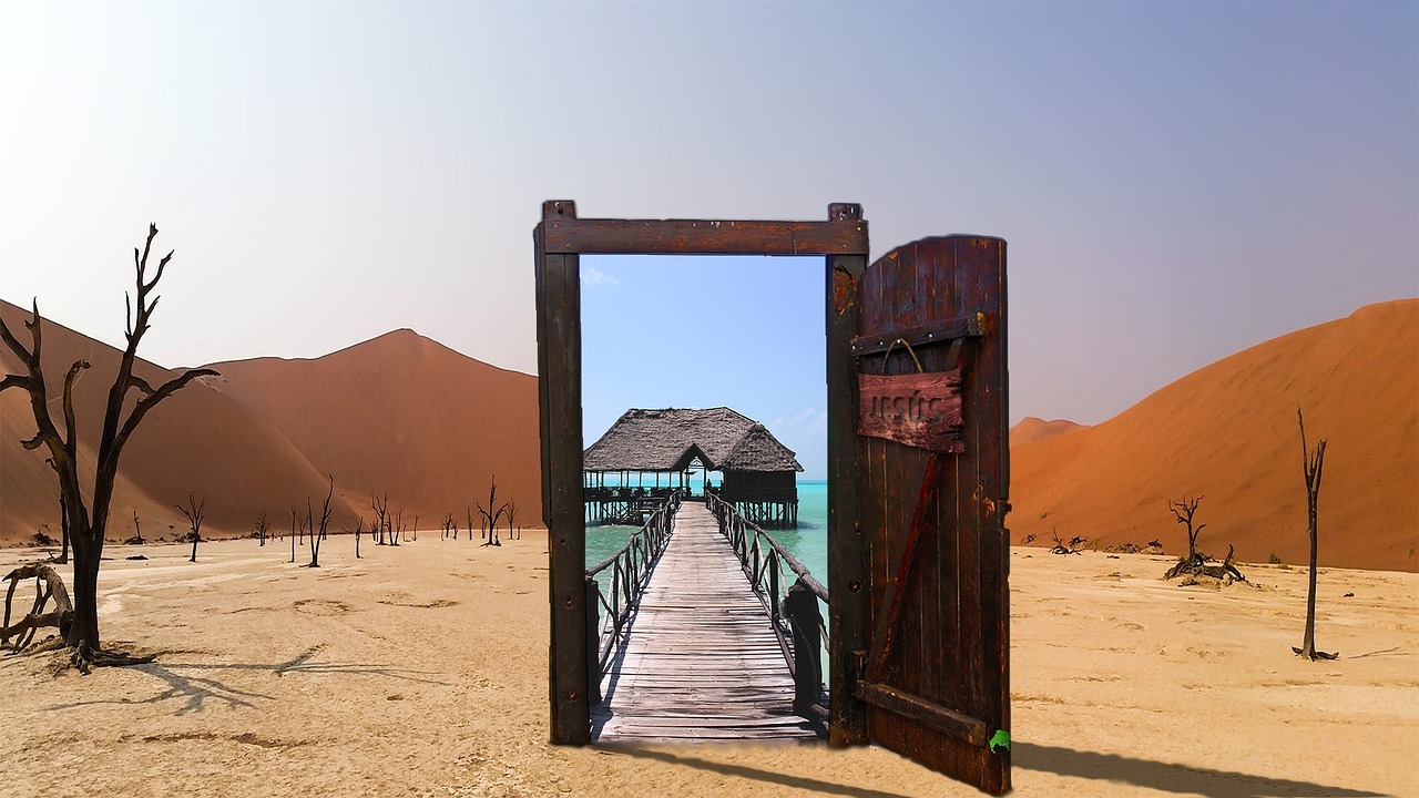 oasis desert door free photo