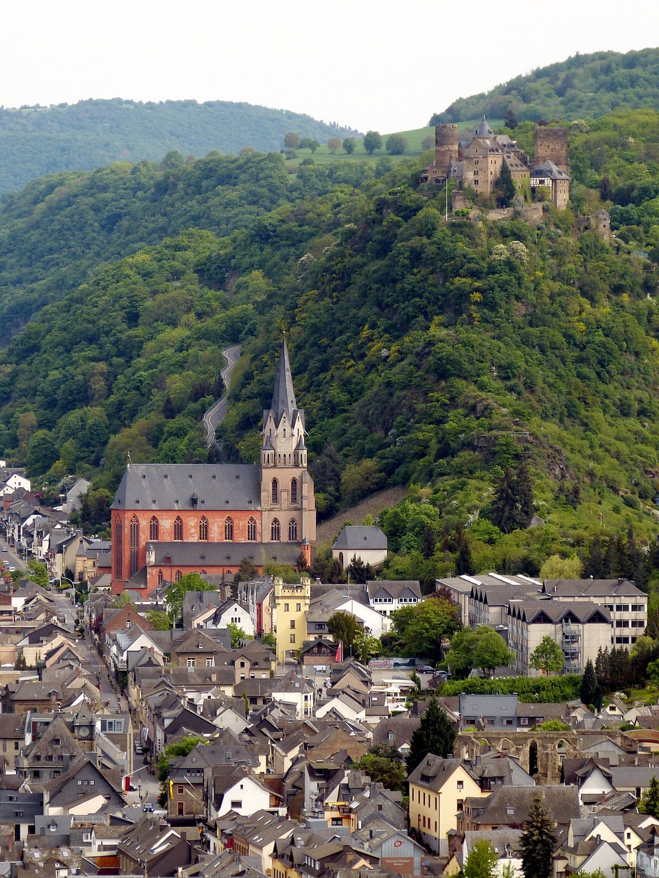 oberwesel  castle  rhine free photo