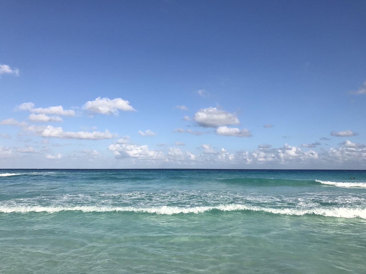 ocean cancun mexico free photo