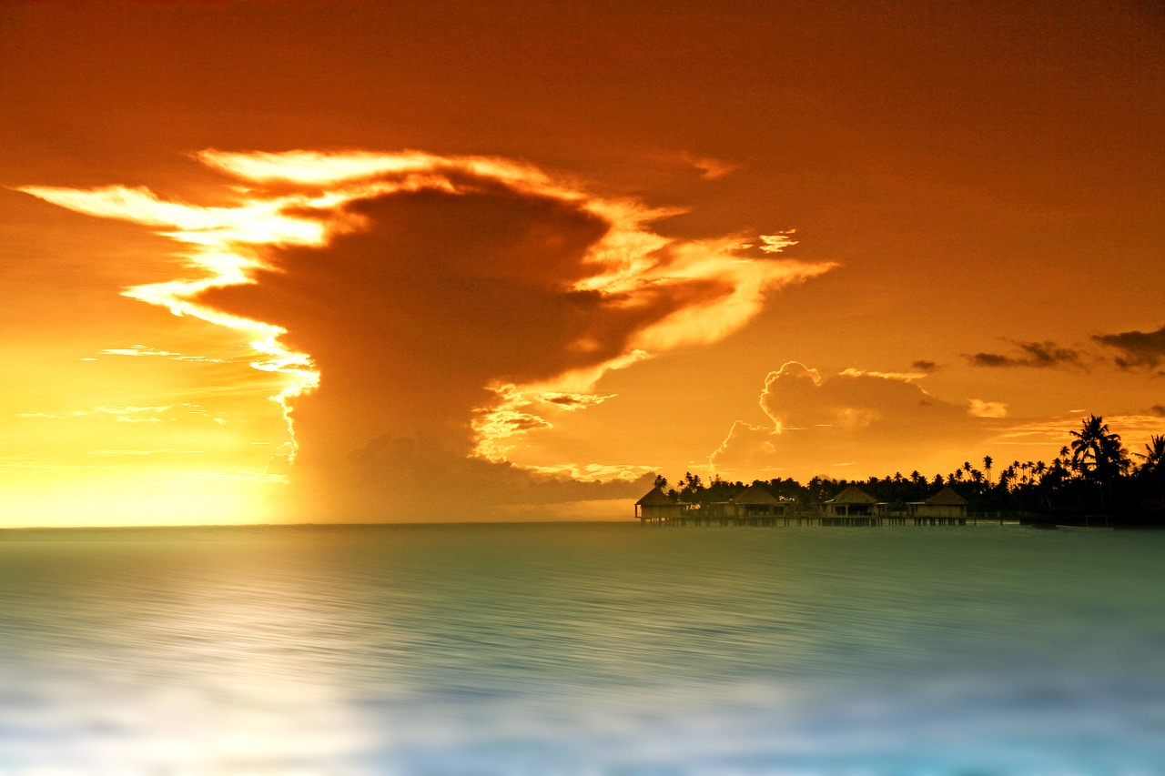 ocean clouds sun set free photo