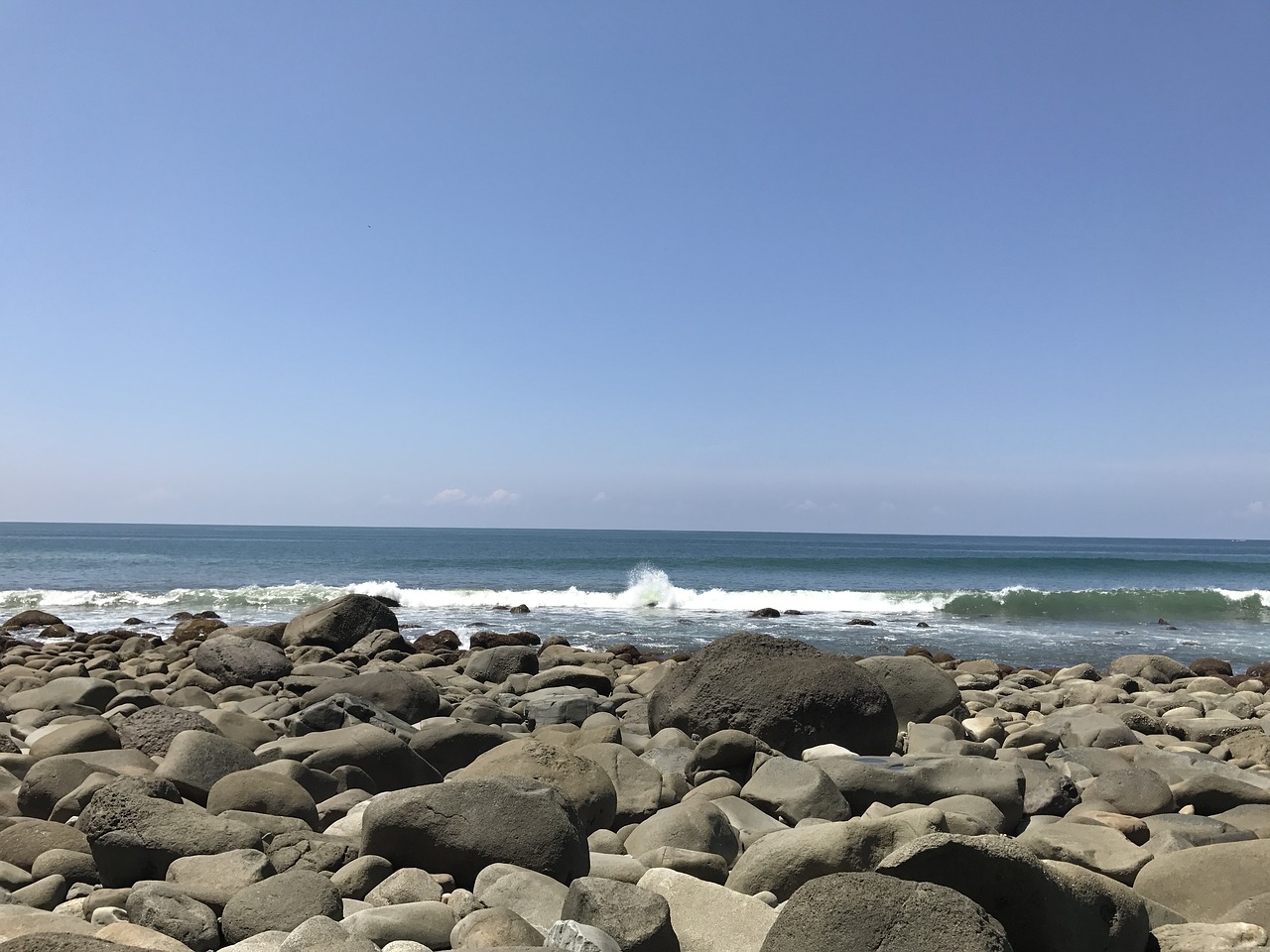ocean stone waves free photo