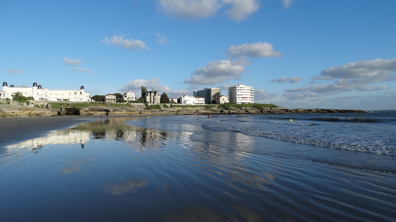 ocean france coast free photo