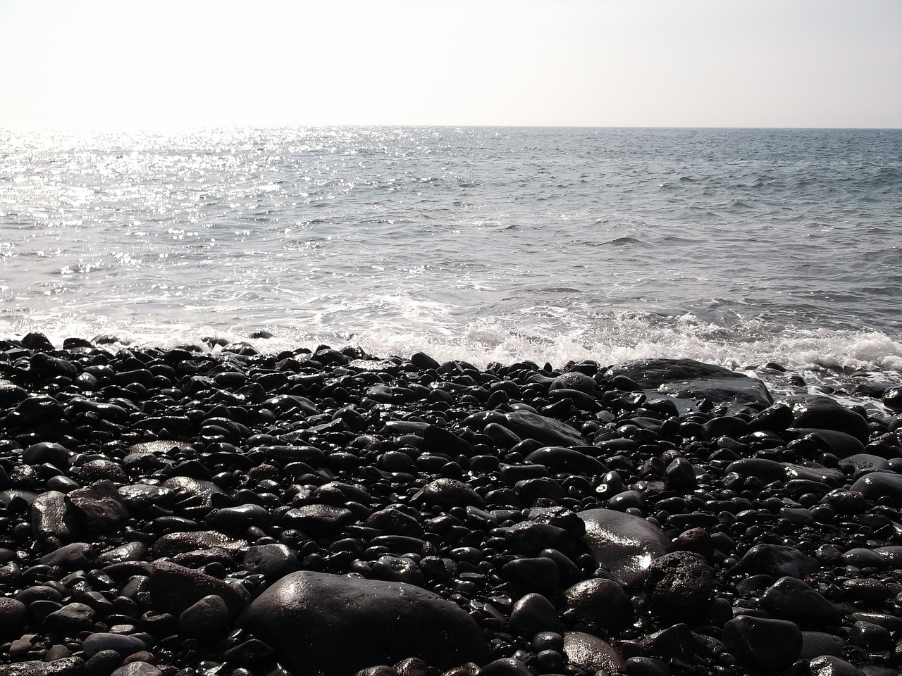 ocean stones beach free photo