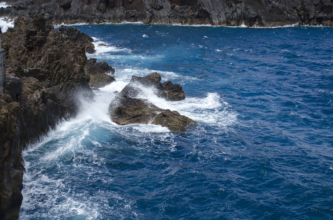 ocean sea rocks free photo