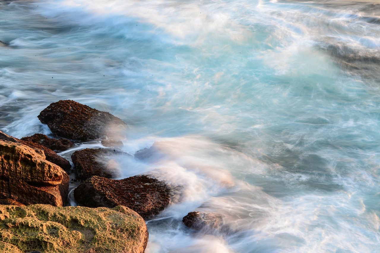 ocean waves rocks free photo