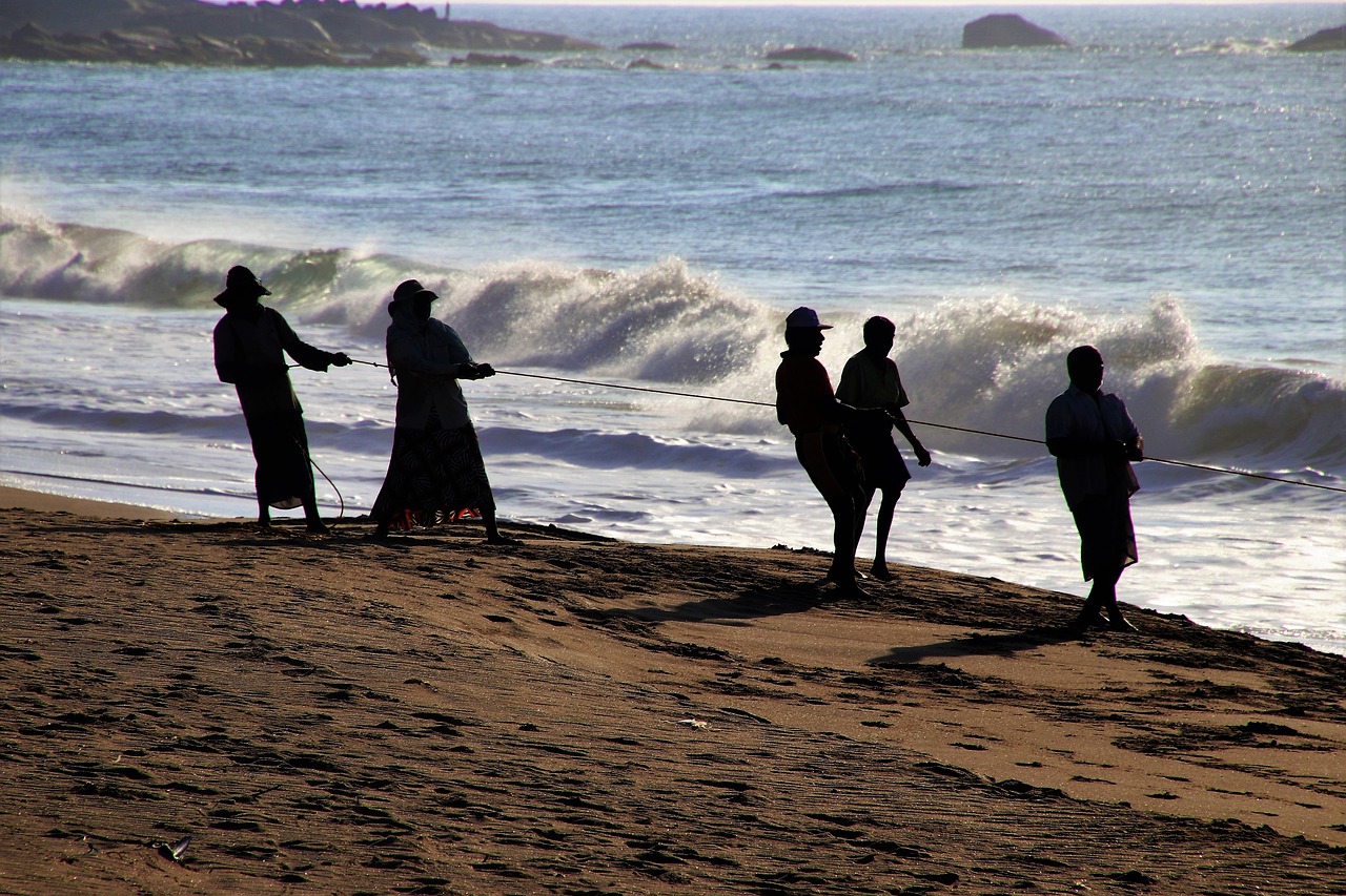 ocean  the fishermen  characters free photo