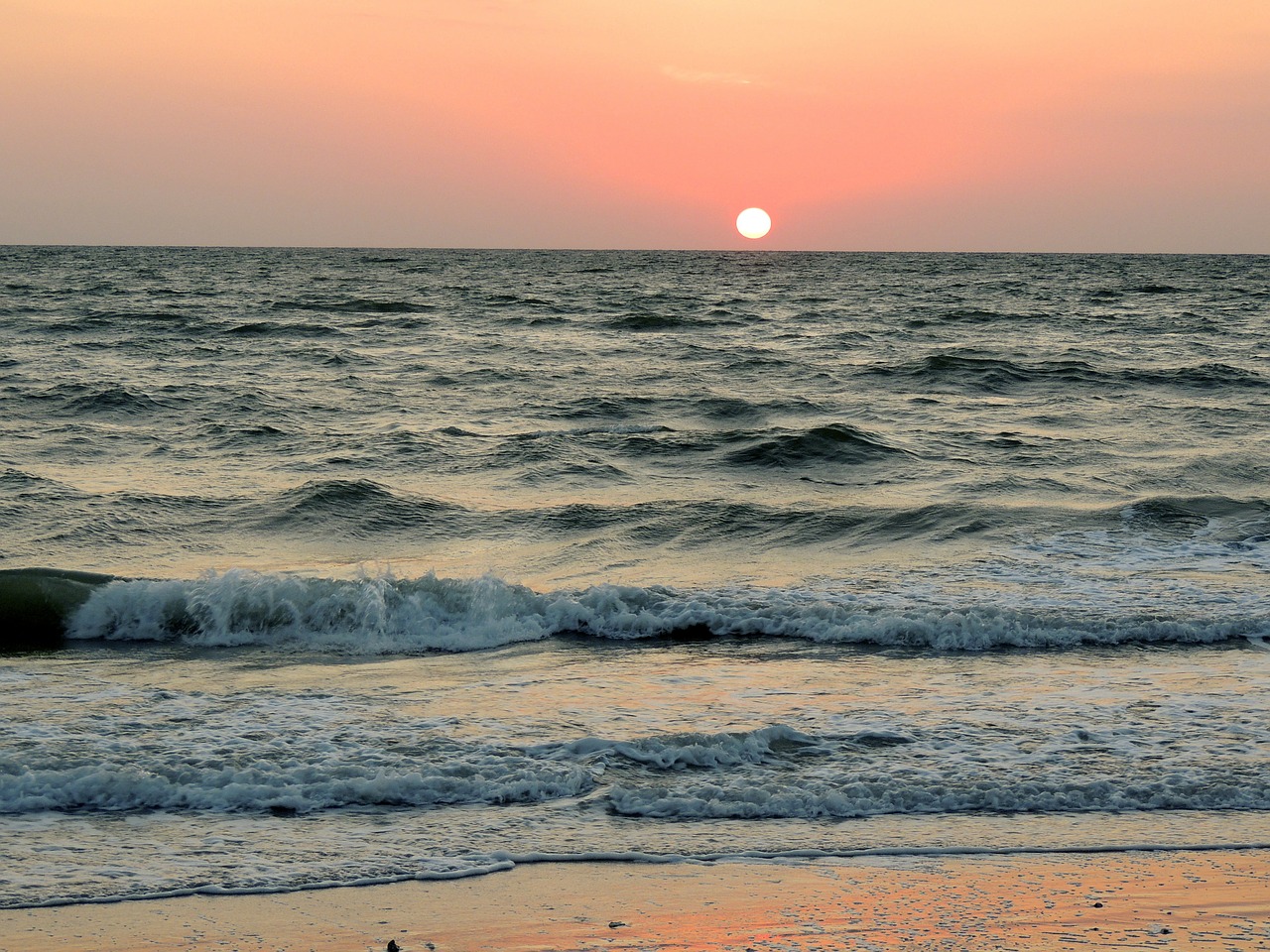 ocean sea waves free photo