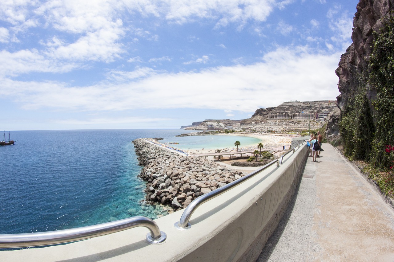 ocean cove breakwater free photo