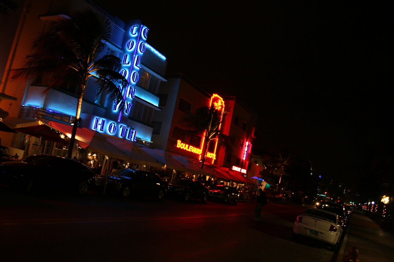 ocean drive miami beach florida free photo