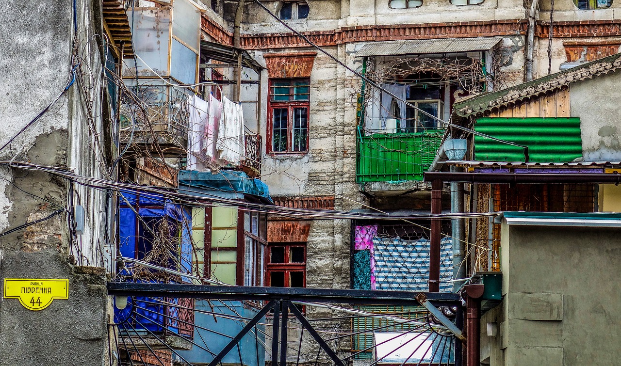 odessa yard balconies free photo