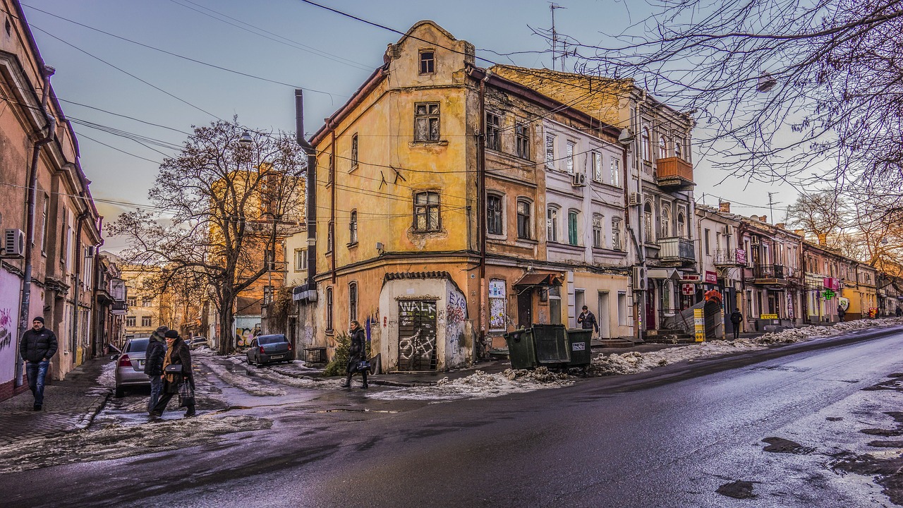 odessa crossroads winter people at home free photo