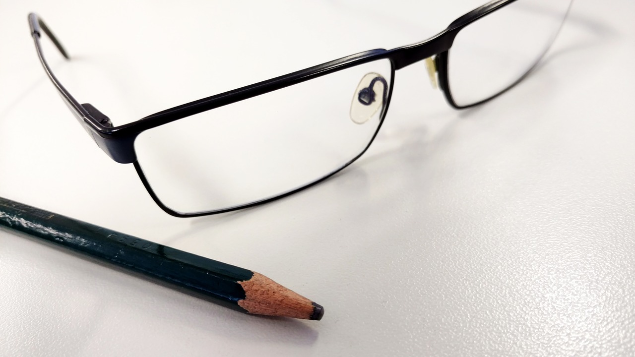 office glasses pencil free photo