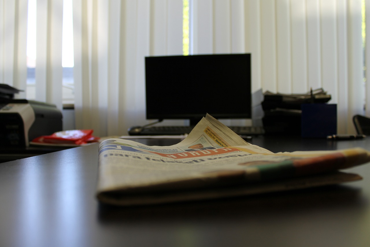 office desk newspaper free photo