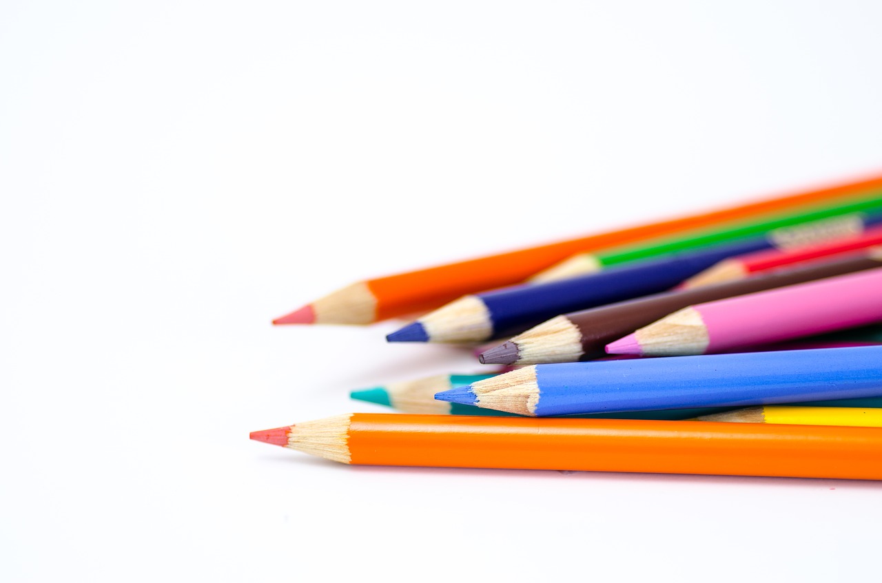 office supplies  colored pencil  pencils free photo