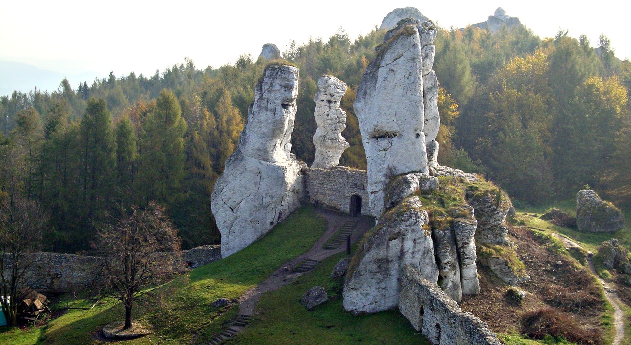 ogrodzieniec rocks nature free photo