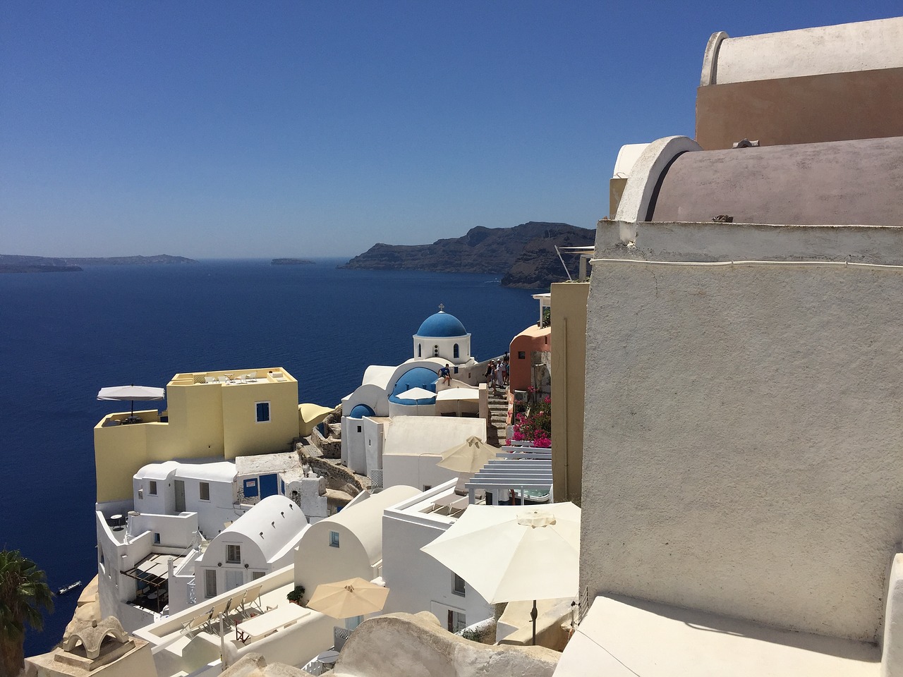 oia santorini greece free photo