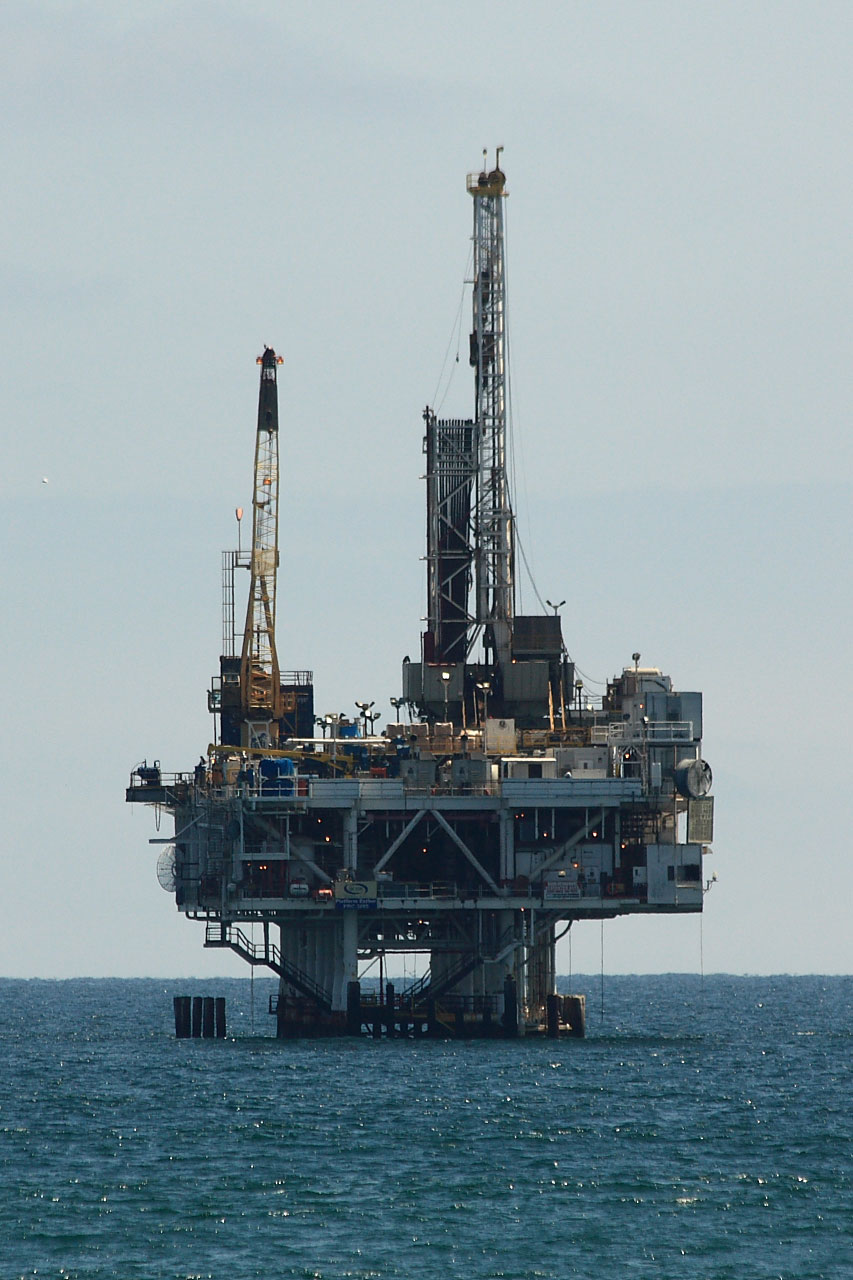 oil drilling offshore free photo