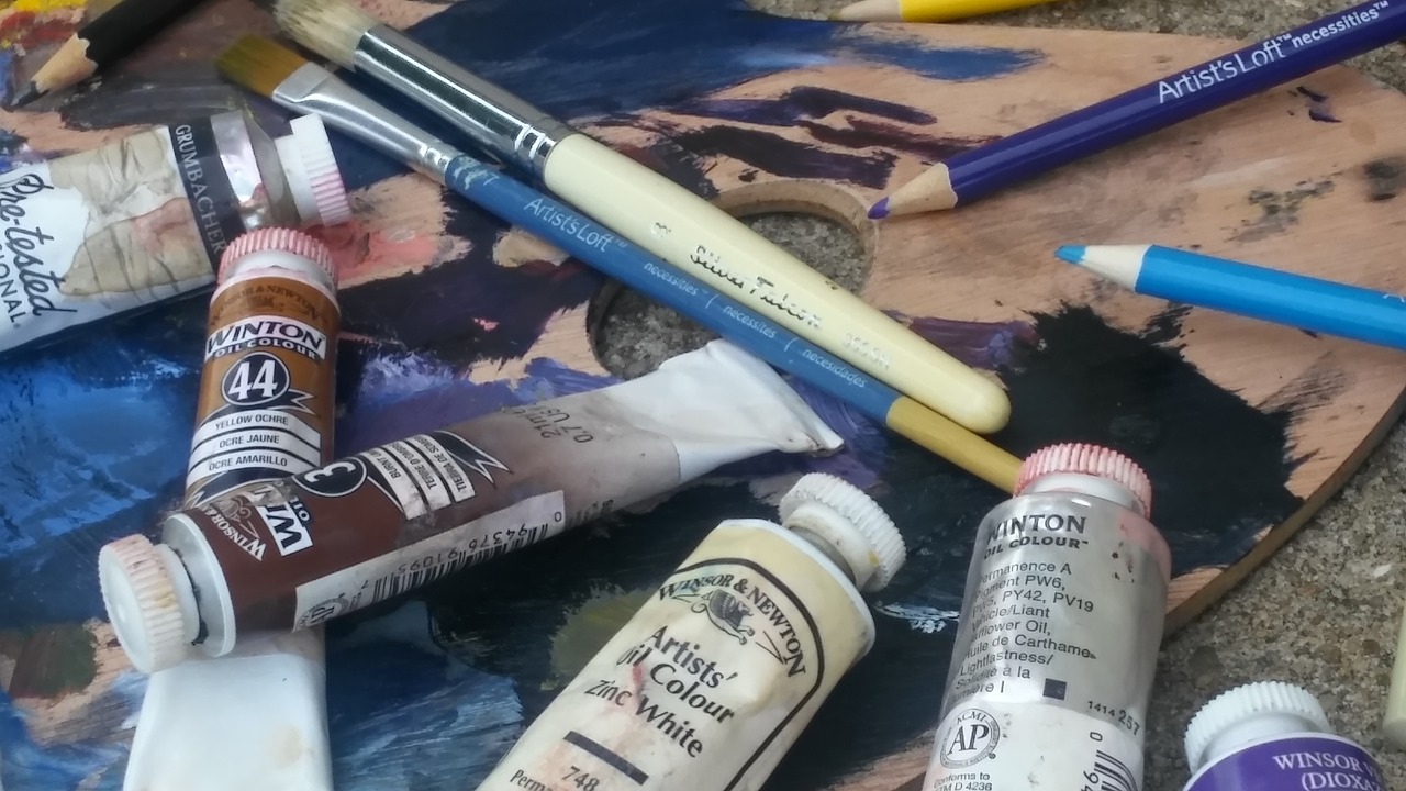 oil paint pallet winsor and newton free photo
