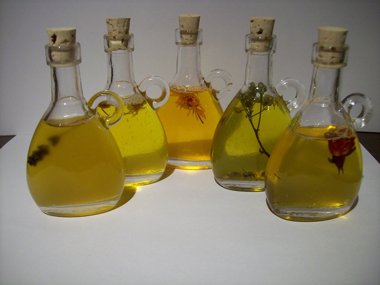 oils essential oil aromatherapy free photo