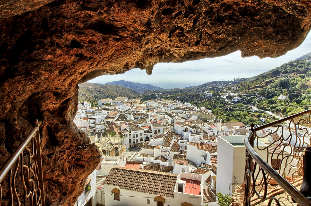 ojén cave people free photo