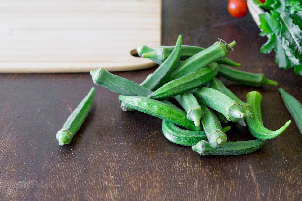 okra  vegetables  bio free photo