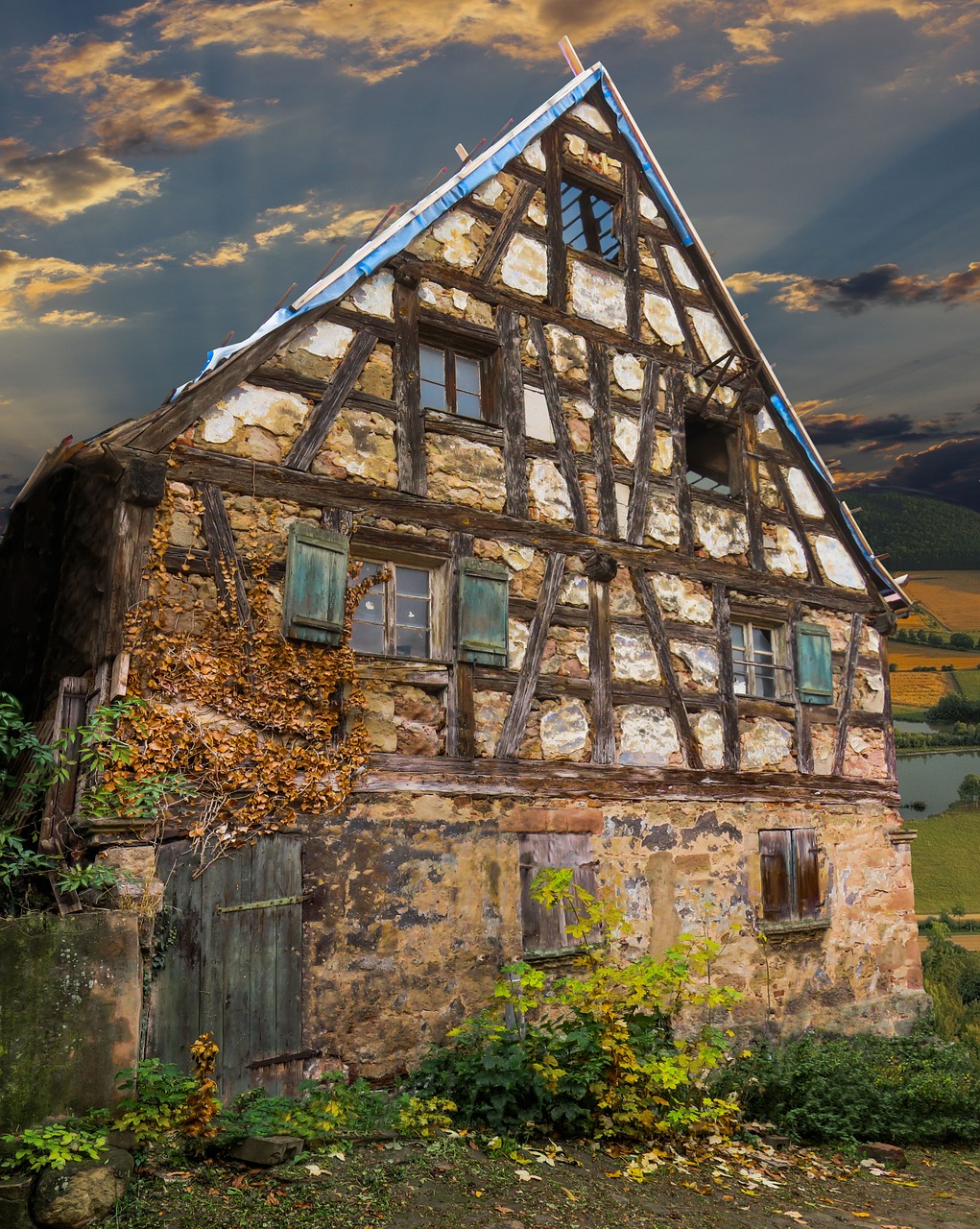 old farmhouse old farmhouse free photo