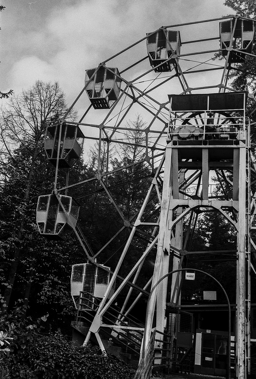 old ferris wheel vintage free photo