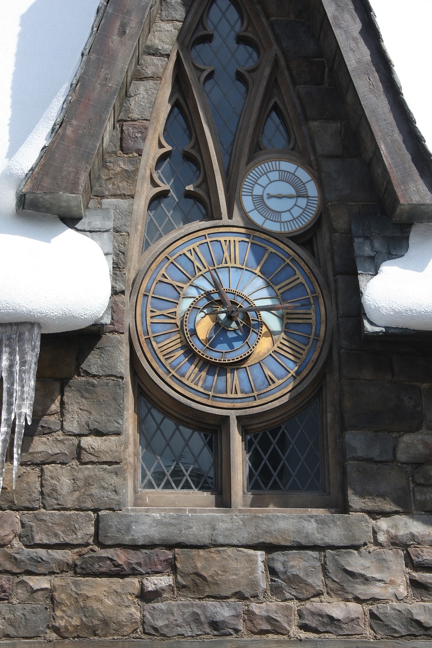 old building the clock tower free photo