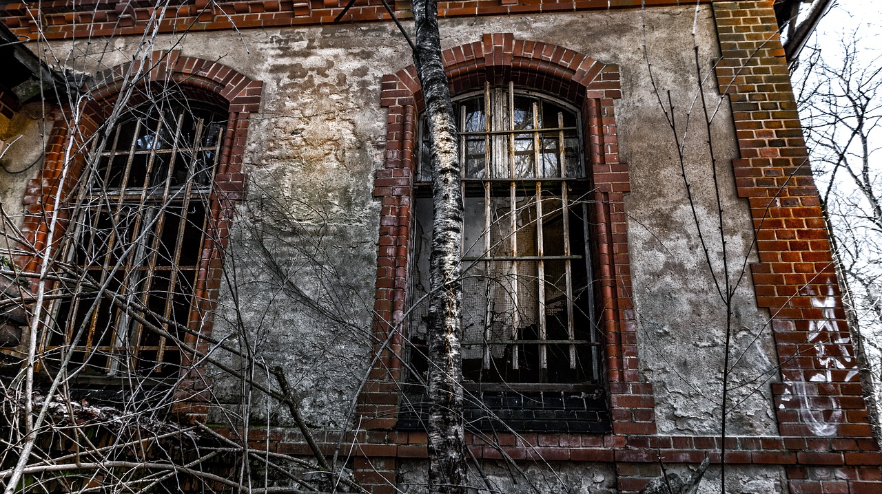 old  window  architecture free photo