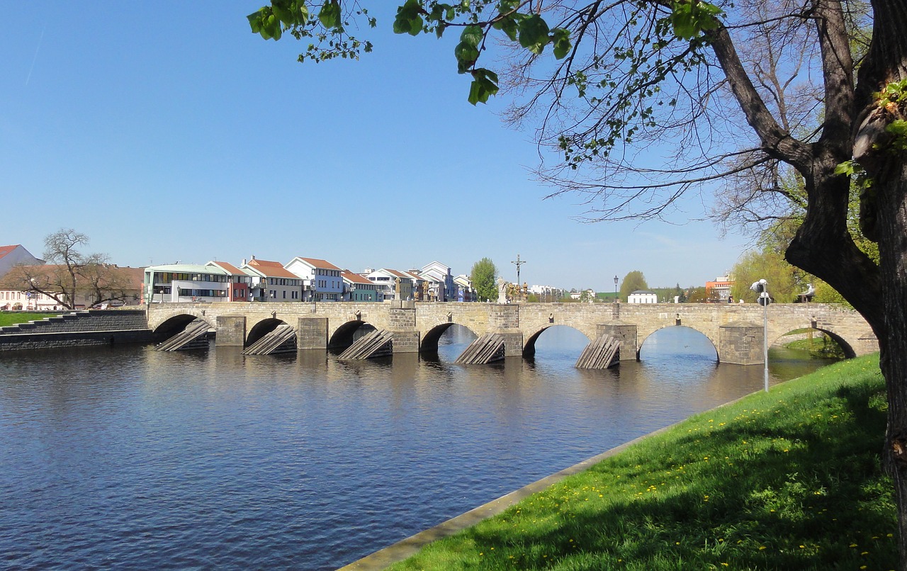 old  bridge  czechia free photo