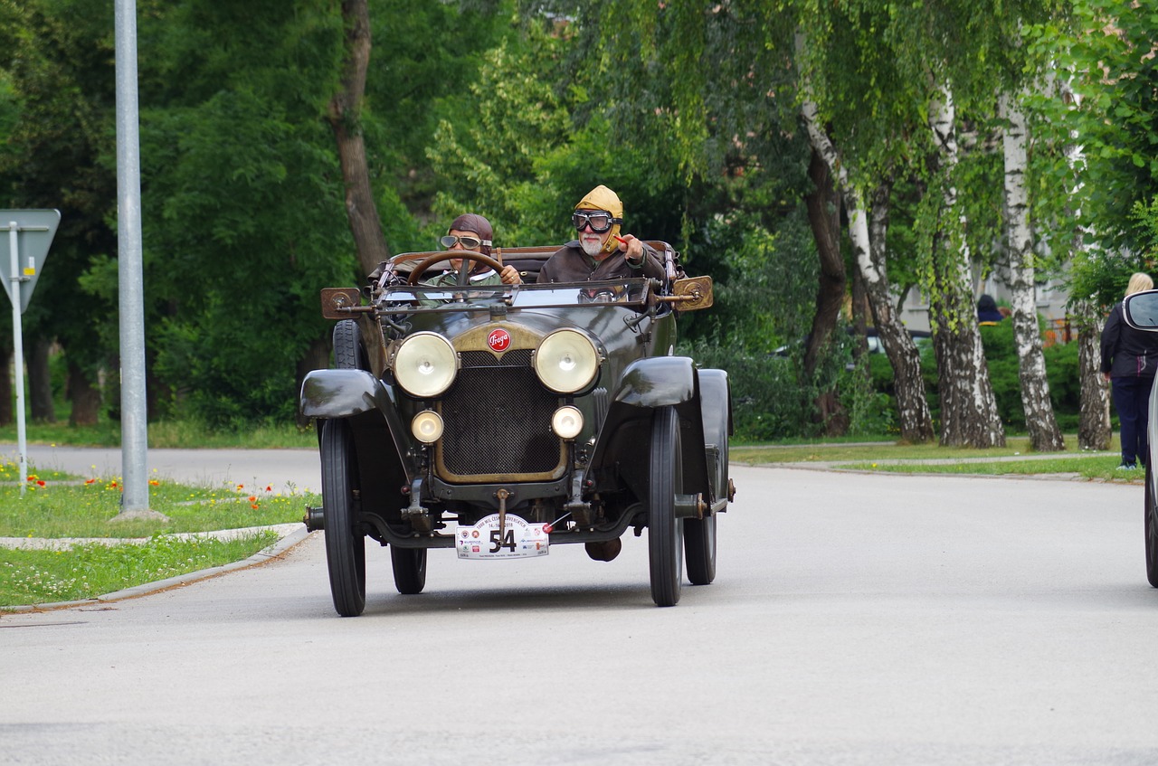 old  car  veteran free photo