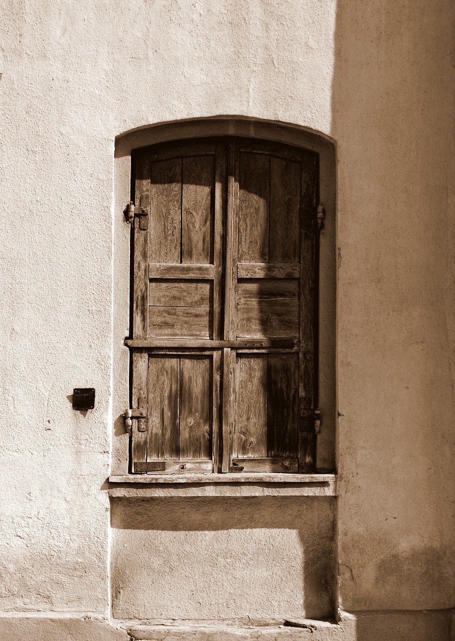 old  window  architecture free photo