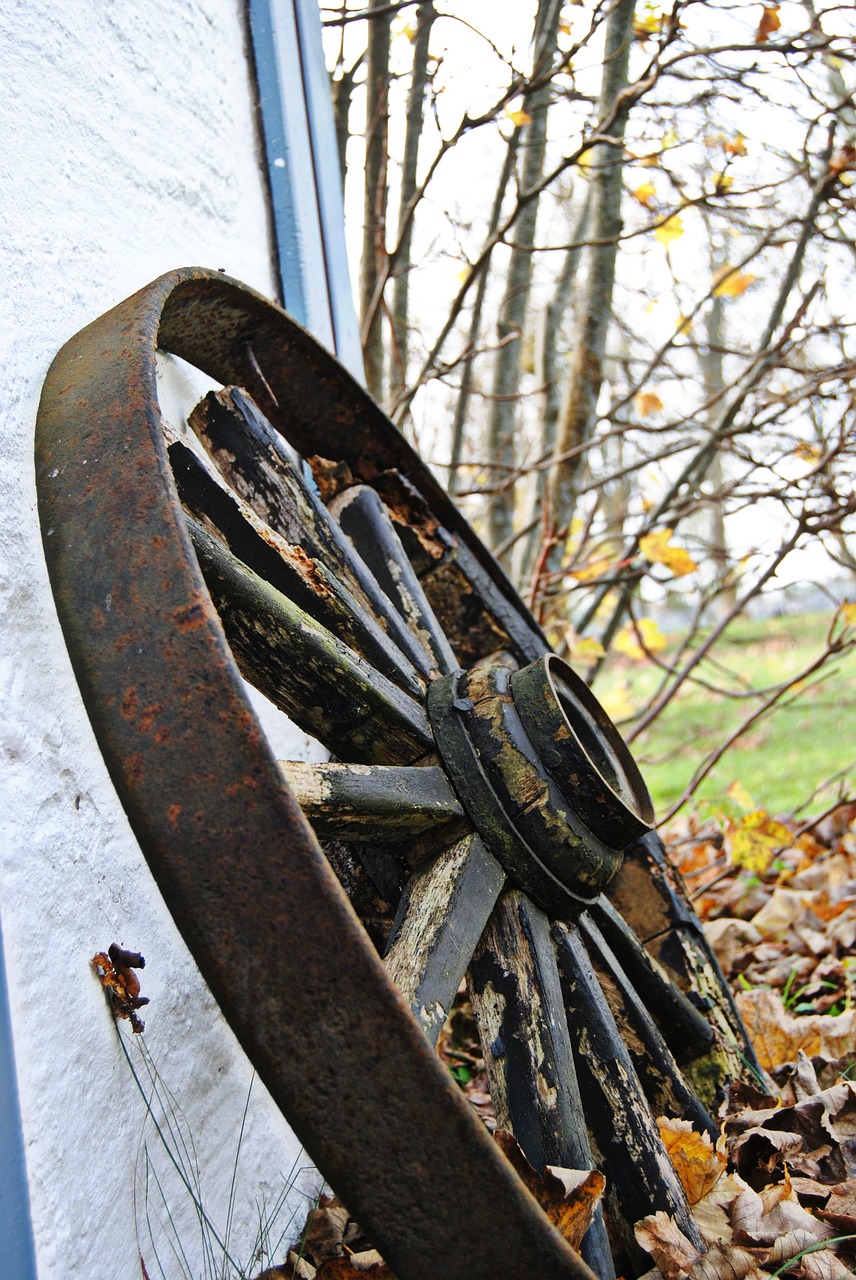 old wheel tires free photo