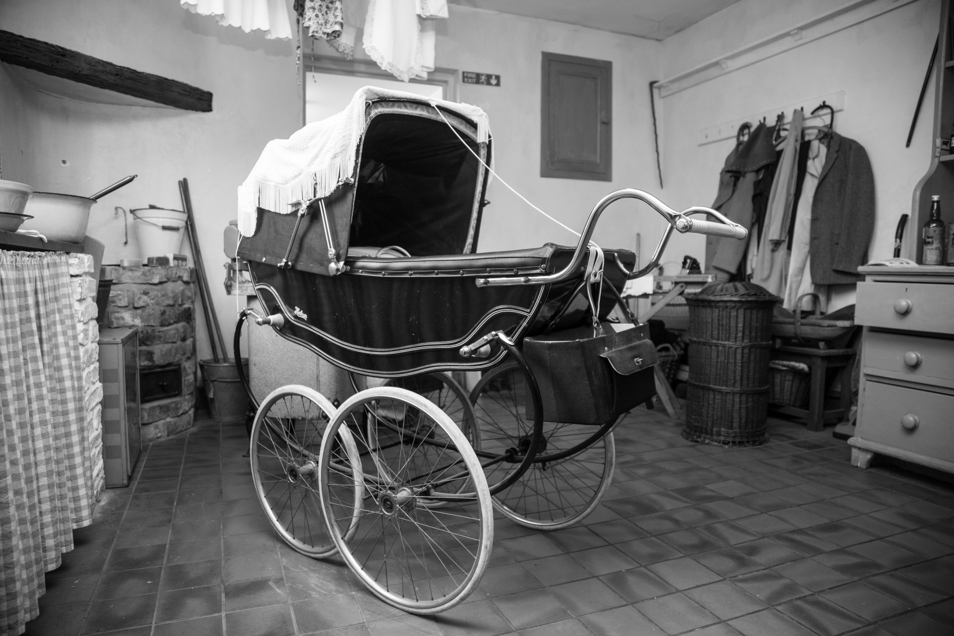 Pram,old,baby,travel,past - free image from needpix.com