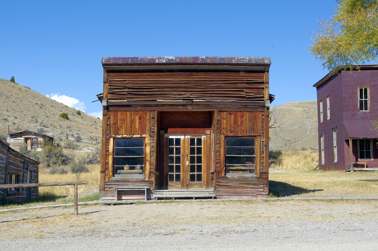 old bannack city drug store  henry plummer  road agents free photo