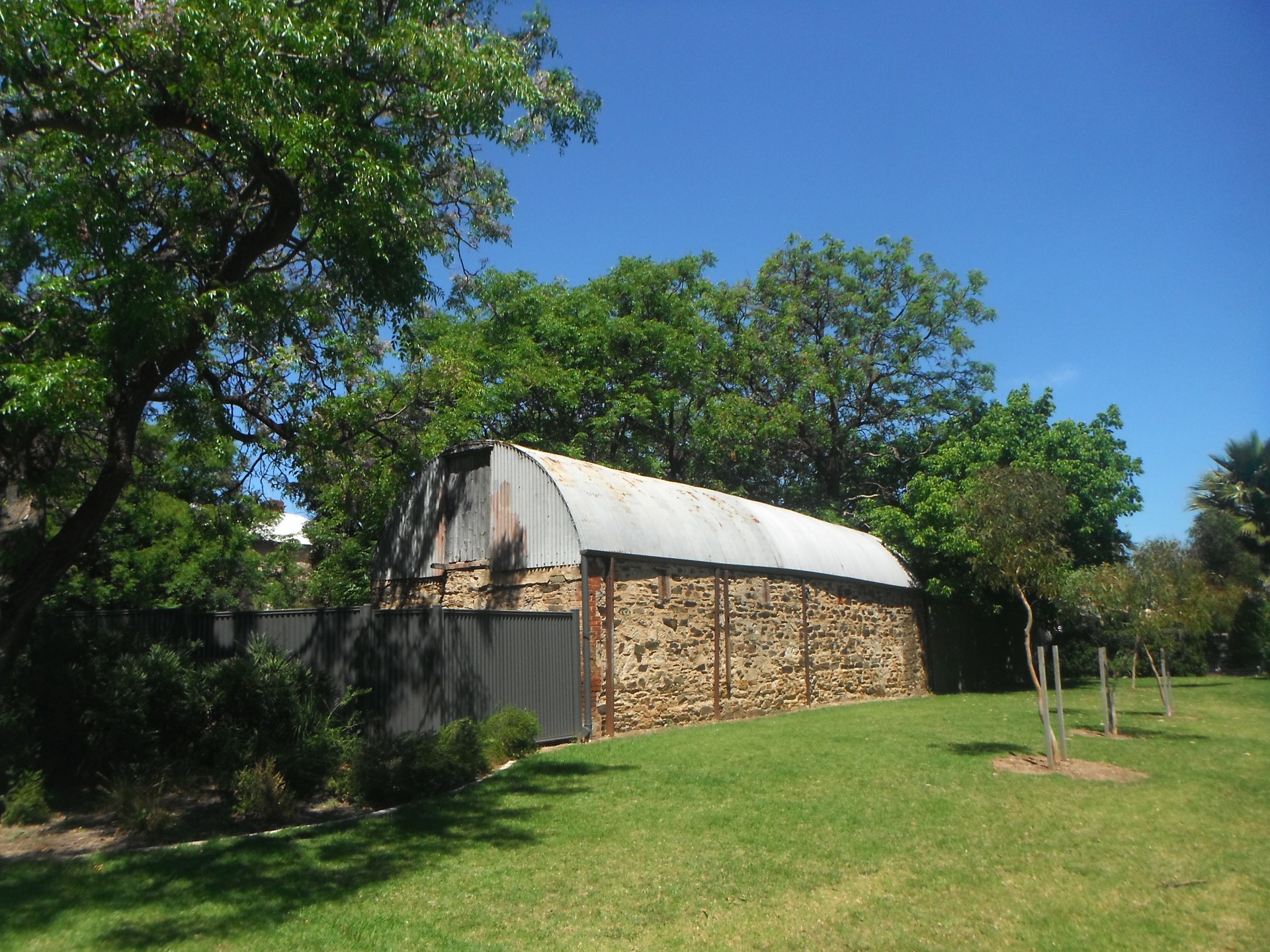 barn stone building historic free photo