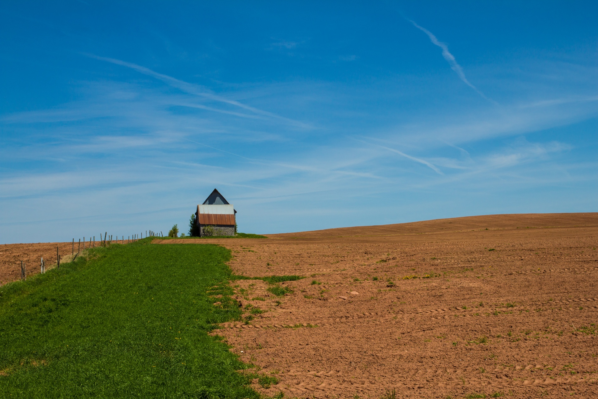 barn old prince free photo