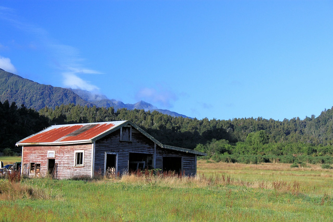 old barn scenery rural free photo