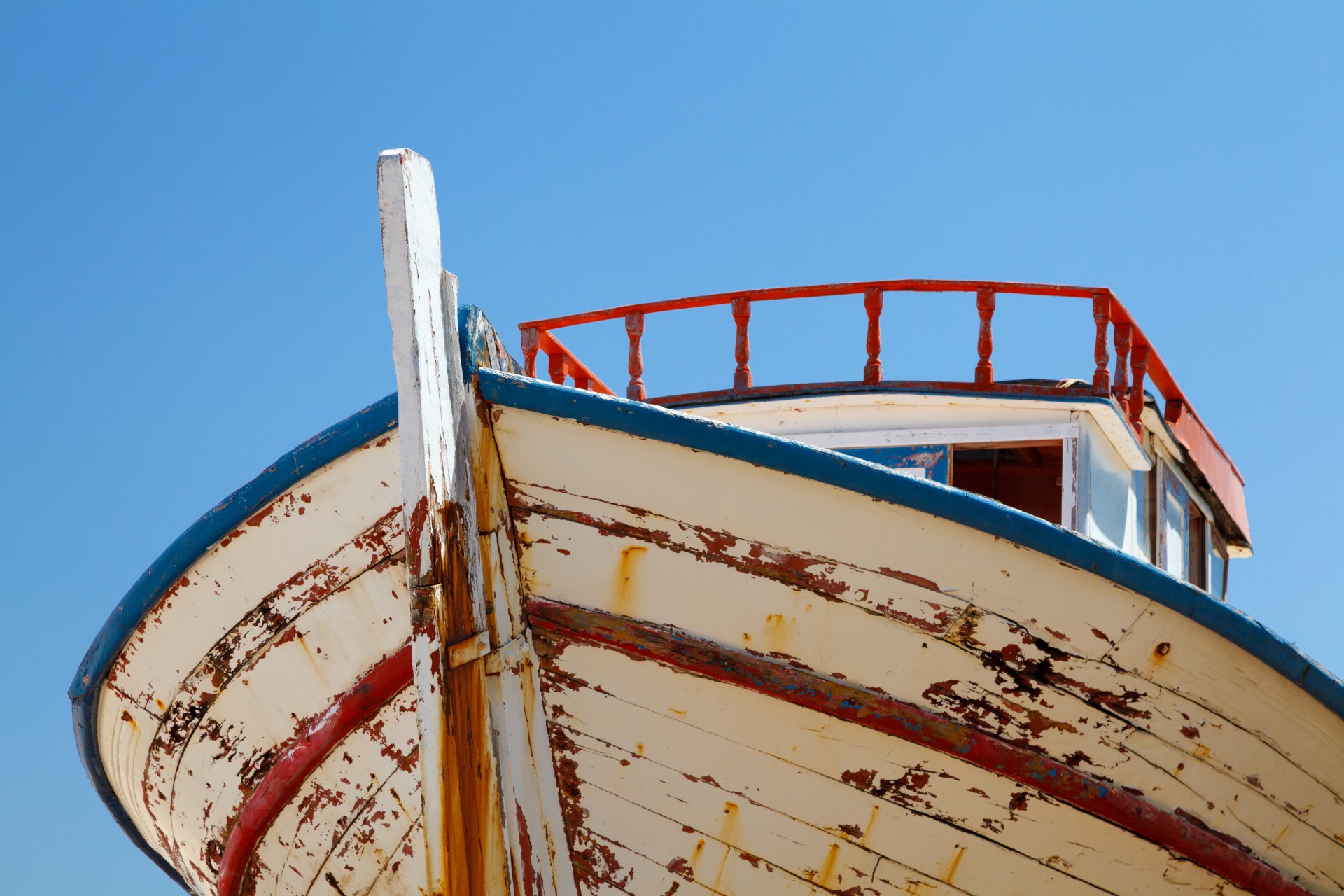 abandoned boat color free photo