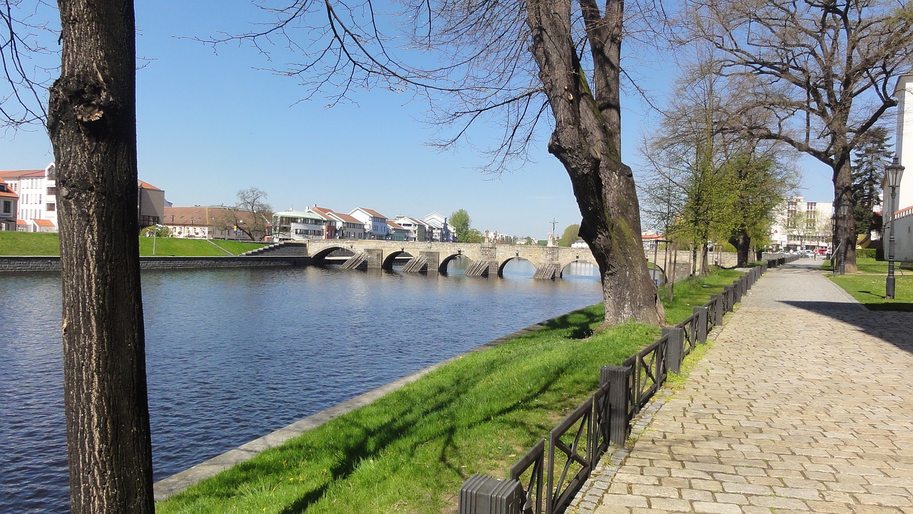 old bridge  czechia  river free photo