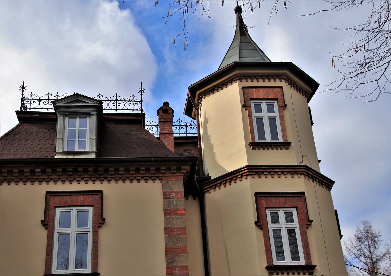 old building  façades  kamienica free photo