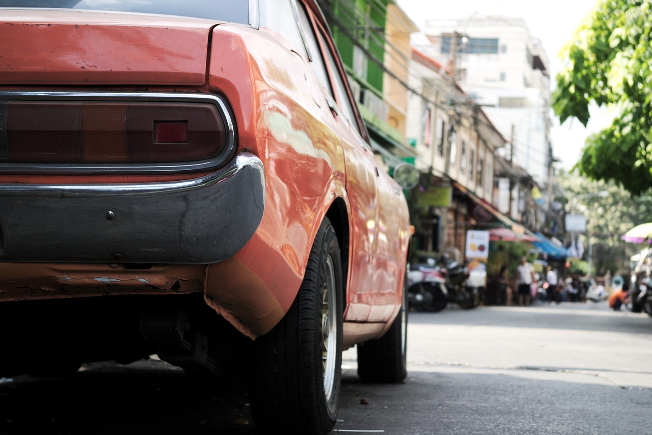 old car alley in bangkok youngtimer free photo