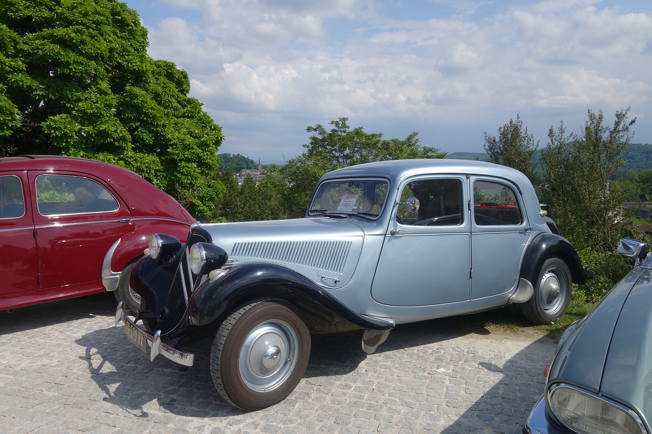 old car  citroën  11cv légère free photo