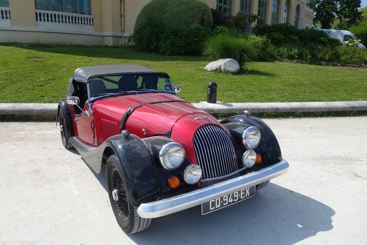 old car  morgan  plus8 free photo