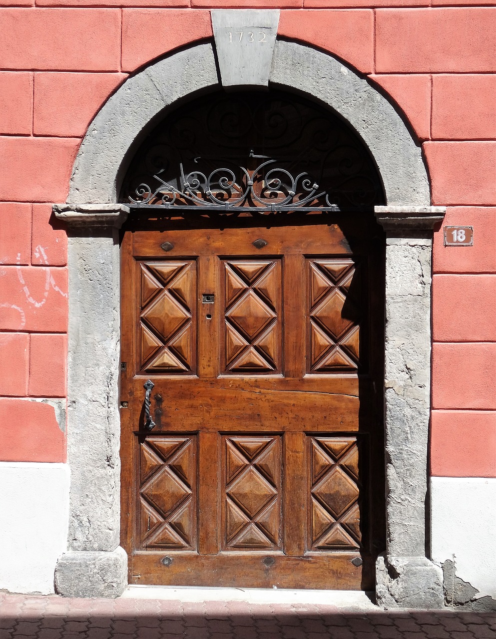 old door wooden door france free photo