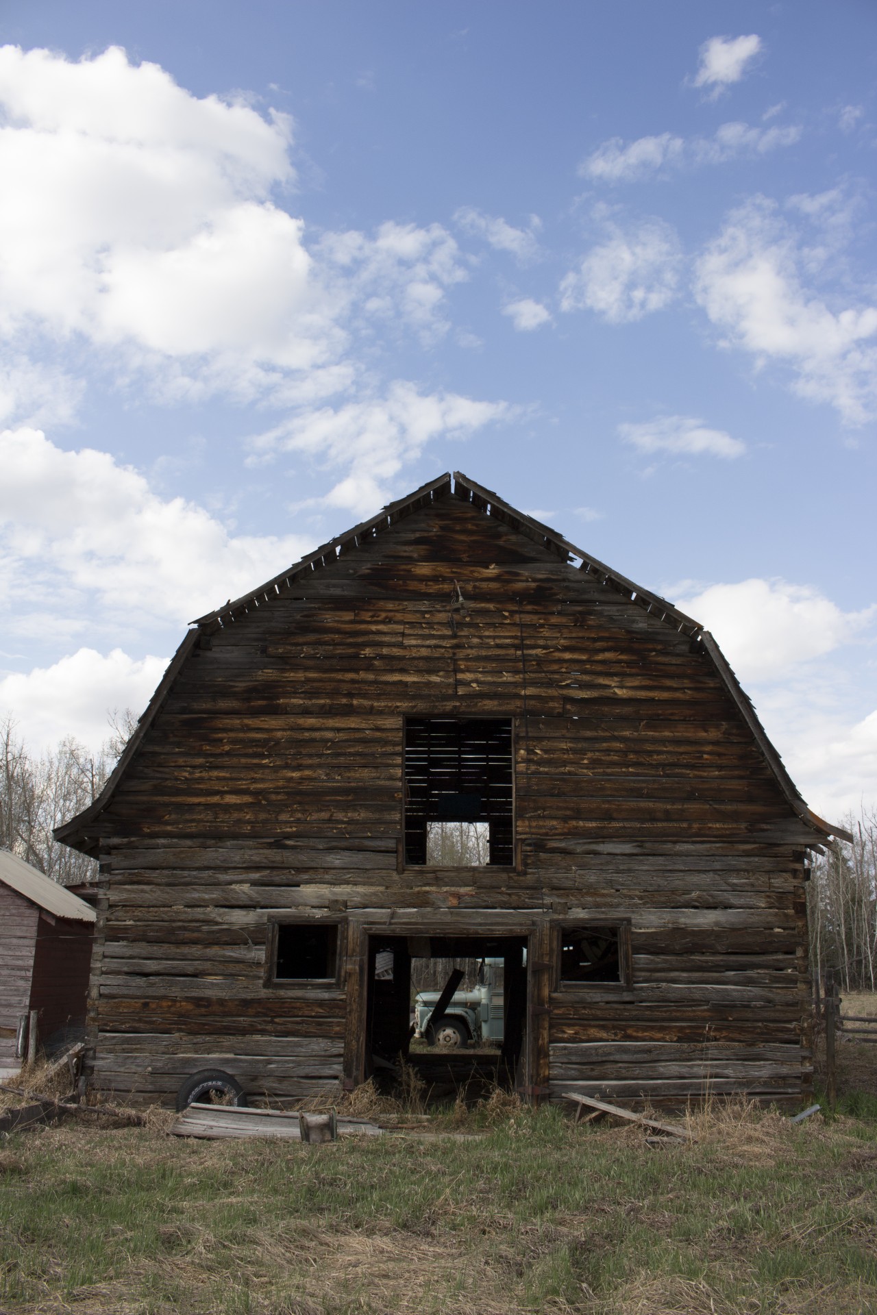 old farm barn free photo