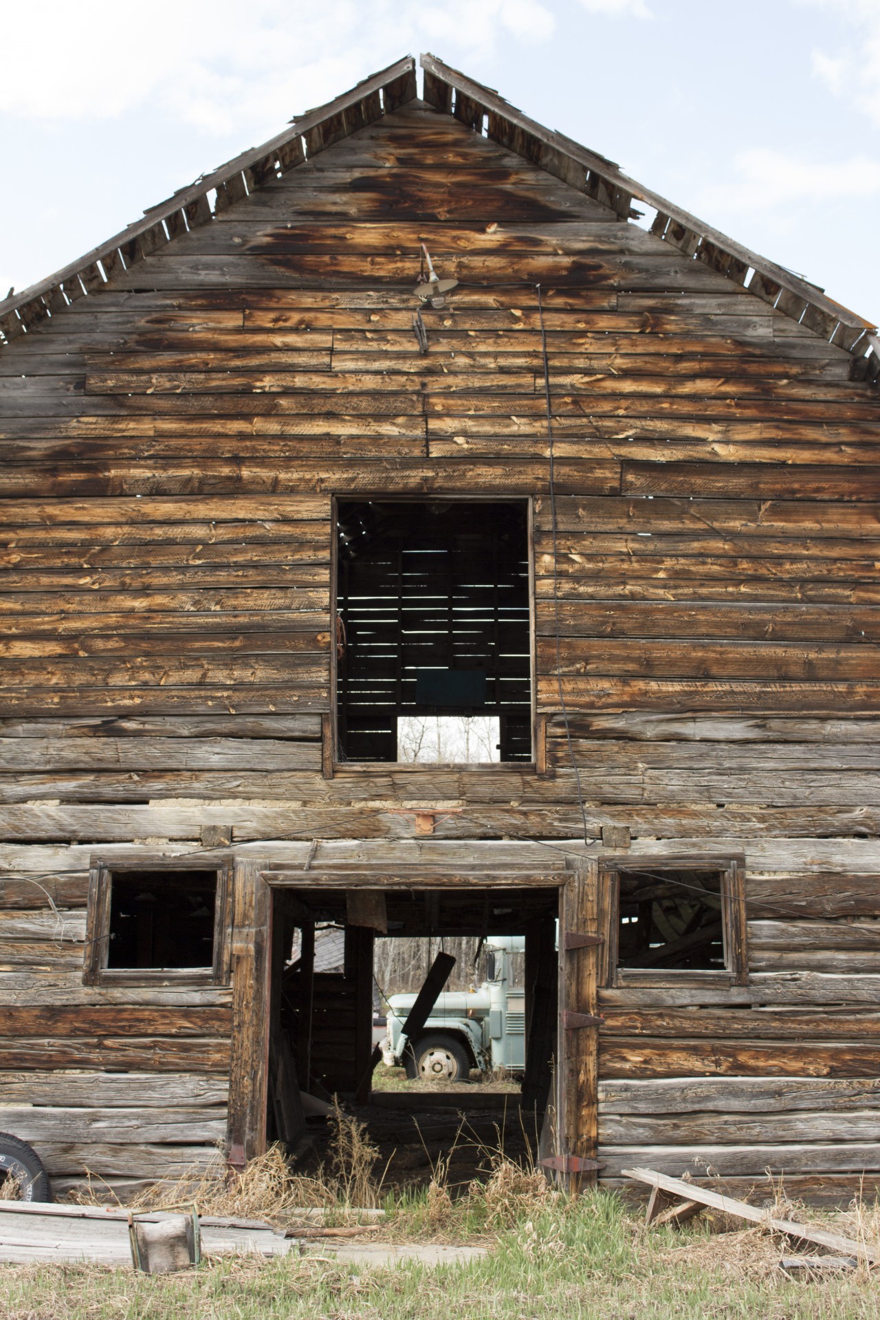 old farm barn free photo