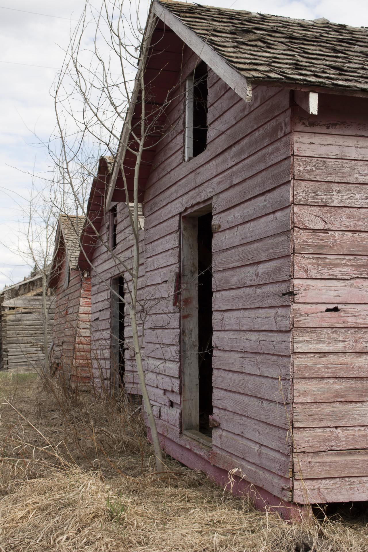 old farm granaries free photo