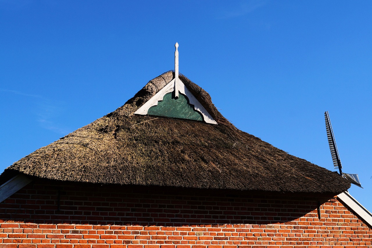 old fehnhaus gable thatched cover free photo