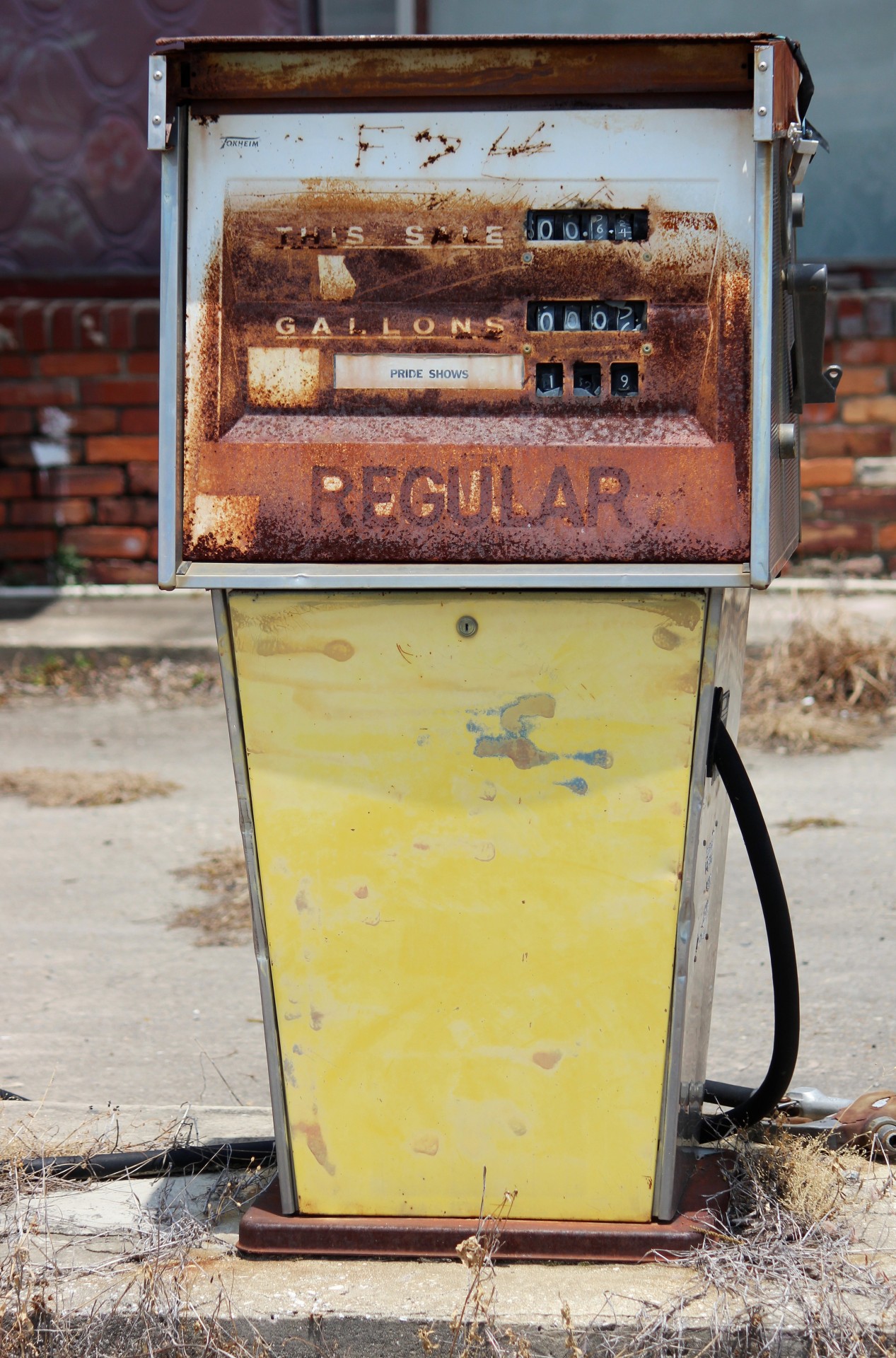 gas pump broken dilapidated free photo